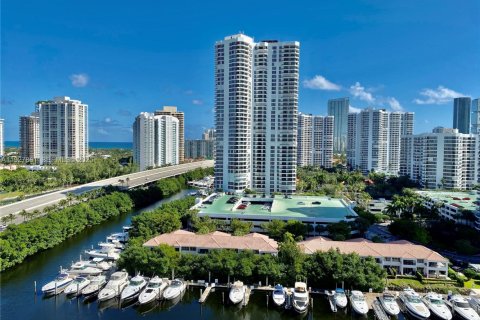 Купить кондоминиум в Авентура, Флорида 2 спальни, 126.44м2, № 1986787 - фото 13