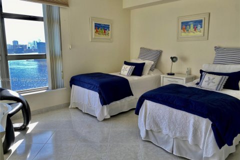 Купить кондоминиум в Авентура, Флорида 2 спальни, 126.44м2, № 1986787 - фото 16