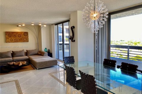 Купить кондоминиум в Авентура, Флорида 2 спальни, 126.44м2, № 1986787 - фото 5