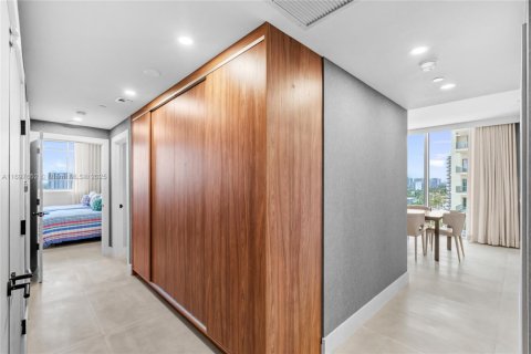Copropriété à vendre à Sunny Isles Beach, Floride: 3 chambres, 254.18 m2 № 1811718 - photo 26