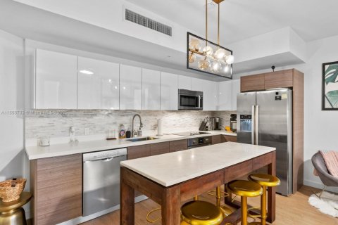 Copropriété à louer à Miami, Floride: 2 chambres, 95.04 m2 № 1938853 - photo 5