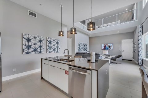 Condo in Kissimmee, Florida, 5 bedrooms № 2230538 - photo 25