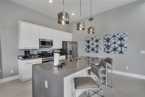 Condo in Kissimmee, Florida, 5 bedrooms № 2230538 - photo 18