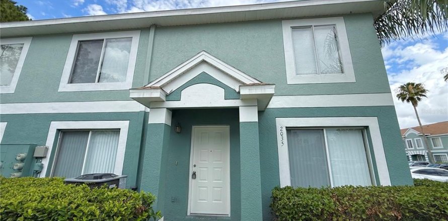 Townhouse in Brandon, Florida 3 bedrooms, 126.72 sq.m. № 2092188