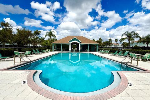 Townhouse in Brandon, Florida 3 bedrooms, 126.72 sq.m. № 2092188 - photo 28