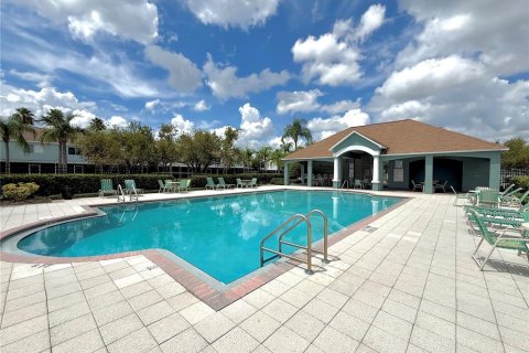 Townhouse in Brandon, Florida 3 bedrooms, 126.72 sq.m. № 2092188 - photo 29