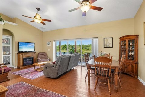 Villa ou maison à vendre à Umatilla, Floride: 2 chambres, 142.88 m2 № 2338858 - photo 16