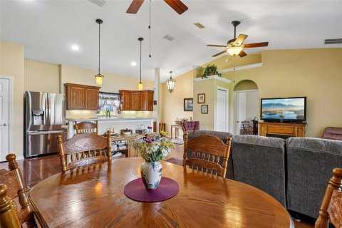 Villa ou maison à vendre à Umatilla, Floride: 2 chambres, 142.88 m2 № 2338858 - photo 21