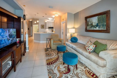 Купить виллу или дом в Корал-Спрингс, Флорида 3 спальни, № 2030469 - фото 3