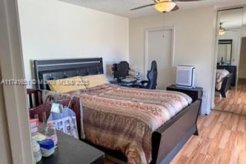 Touwnhouse à vendre à West Palm Beach, Floride: 2 chambres, 114.83 m2 № 1985287 - photo 11