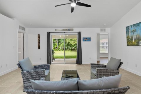 Villa ou maison à vendre à Palm Coast, Floride: 4 chambres, 174.01 m2 № 1845415 - photo 21