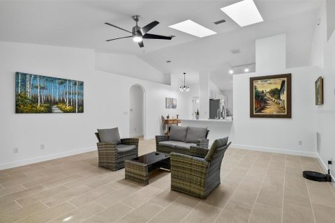 Villa ou maison à vendre à Palm Coast, Floride: 4 chambres, 174.01 m2 № 1845415 - photo 19