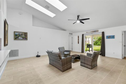 Villa ou maison à vendre à Palm Coast, Floride: 4 chambres, 174.01 m2 № 1845415 - photo 17