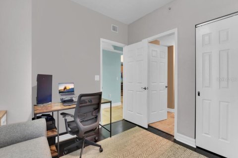 Condo in Fort Myers, Florida, 3 bedrooms  № 1855900 - photo 21