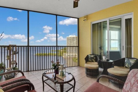 Condo in Fort Myers, Florida, 3 bedrooms  № 1855900 - photo 25