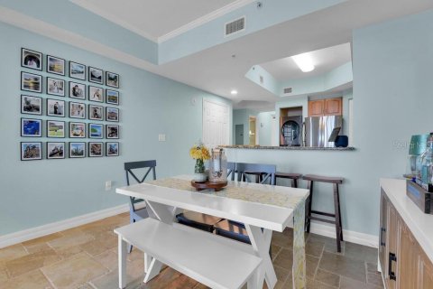 Condo in Fort Myers, Florida, 3 bedrooms  № 1855900 - photo 12