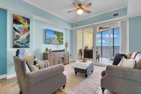 Condo in Fort Myers, Florida, 3 bedrooms  № 1855900 - photo 13