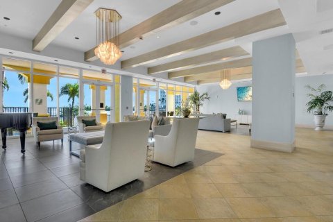 Condo in Fort Myers, Florida, 3 bedrooms  № 1855900 - photo 27