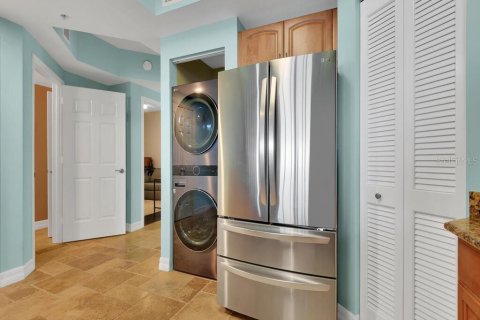 Condo in Fort Myers, Florida, 3 bedrooms  № 1855900 - photo 10