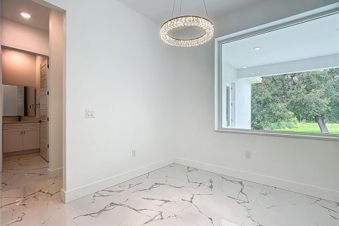 Casa en venta en Plant City, Florida, 4 dormitorios, 242.2 m2 № 2223805 - foto 15