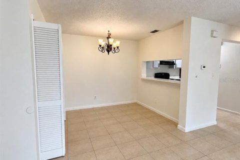 Appartement à louer à Orlando, Floride: 2 chambres, 86.77 m2 № 2404731 - photo 18