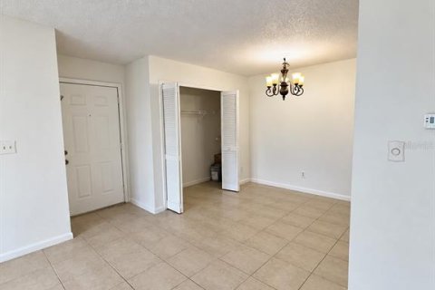 Appartement à louer à Orlando, Floride: 2 chambres, 86.77 m2 № 2404731 - photo 16
