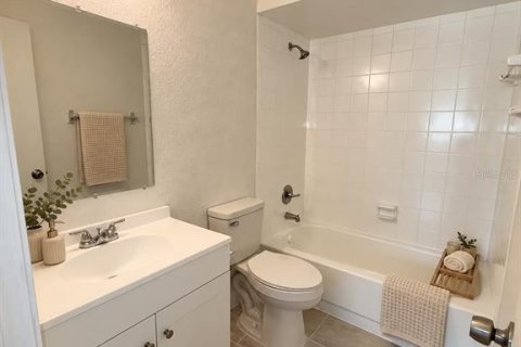 Appartement à louer à Orlando, Floride: 2 chambres, 86.77 m2 № 2404731 - photo 10