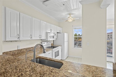 Condominio en venta en Kissimmee, Florida, 2 dormitorios, 126.35 m2 № 1793664 - foto 9