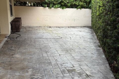 Снять в аренду виллу или дом в Майами, Флорида 4 спальни, 216.18м2, № 2006035 - фото 7