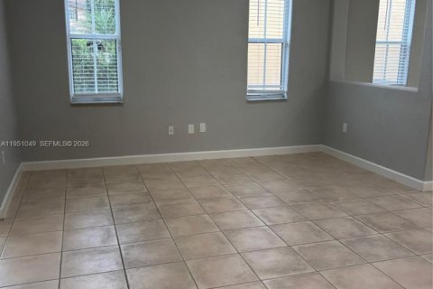 Снять в аренду виллу или дом в Майами, Флорида 4 спальни, 216.18м2, № 2006035 - фото 20