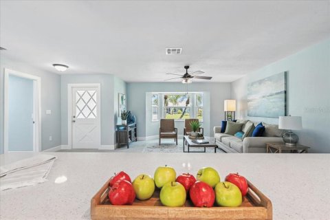 Casa en venta en Rotonda, Florida, 3 dormitorios, 124.21 m2 № 1899812 - foto 15