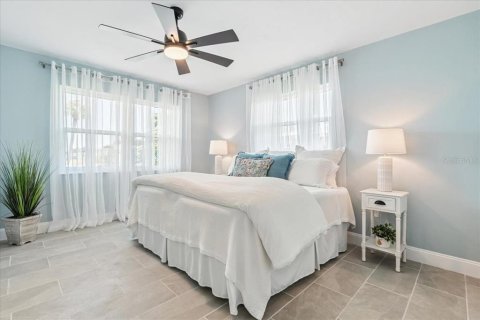 Casa en venta en Rotonda, Florida, 3 dormitorios, 124.21 m2 № 1899812 - foto 19