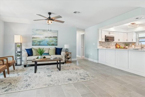 Casa en venta en Rotonda, Florida, 3 dormitorios, 124.21 m2 № 1899812 - foto 8