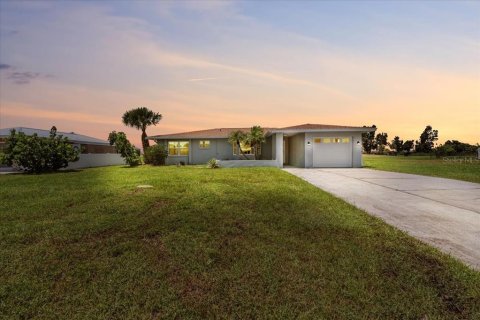 Casa en venta en Rotonda, Florida, 3 dormitorios, 124.21 m2 № 1899812 - foto 2