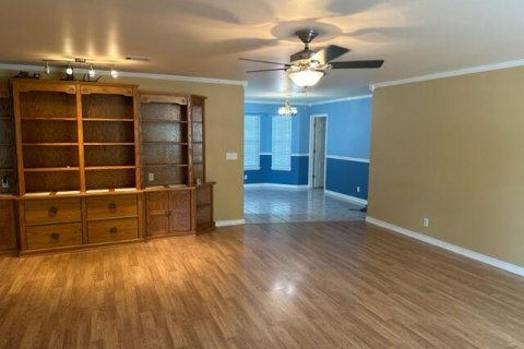 House in Niceville, Florida 2 bedrooms, 129.04 sq.m. № 589874 - photo 1