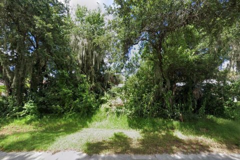 Terrain à Edgewater, Floride № 2098852