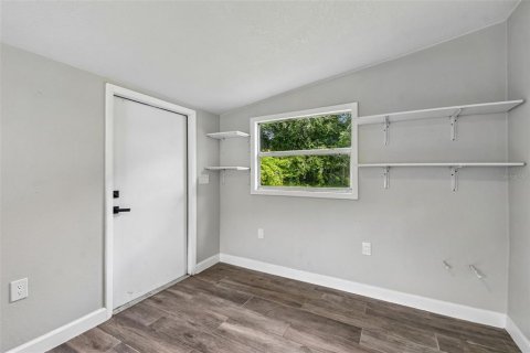 Villa ou maison à vendre à New Smyrna Beach, Floride: 4 chambres, 120.77 m2 № 2284948 - photo 30