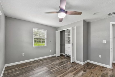 Villa ou maison à vendre à New Smyrna Beach, Floride: 4 chambres, 120.77 m2 № 2284948 - photo 24