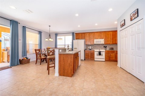 Villa ou maison à vendre à Davenport, Floride: 5 chambres, 248.14 m2 № 2134540 - photo 15