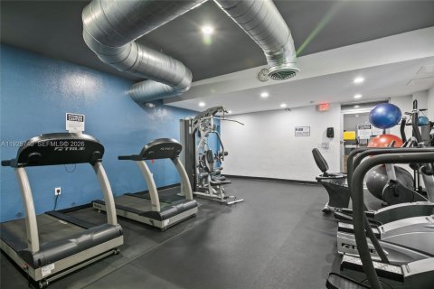 Купить кондоминиум в Халландейл-Бич, Флорида 2 спальни, 120.77м2, № 1984723 - фото 30