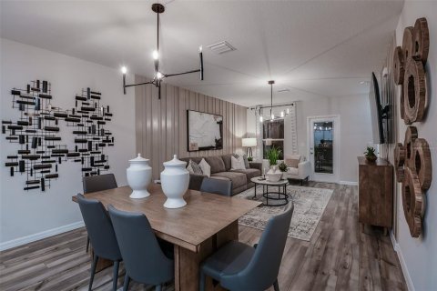 Купить таунхаус в Хейнс-Сити, Флорида 3 комнаты, 159.88м2, № 1866933 - фото 9