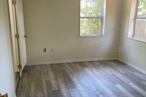 Casa en alquiler en Saint Petersburg, Florida, 3 dormitorios, 115.29 m2 № 1879594 - foto 2