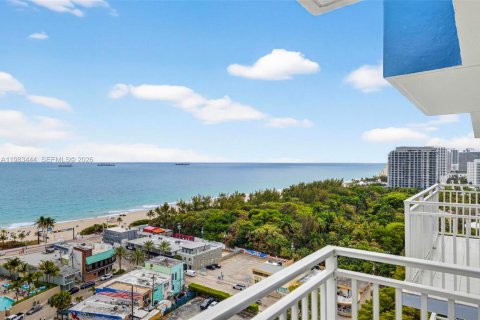 Снять в аренду кондоминиум в Форт-Лодердейл, Флорида 2 спальни, 111.67м2, № 2051257 - фото 23