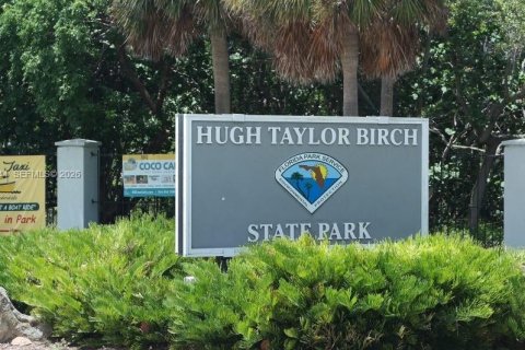 Снять в аренду кондоминиум в Форт-Лодердейл, Флорида 2 спальни, 111.67м2, № 2051257 - фото 30