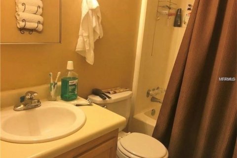 Dúplex en venta en Tampa, Florida, 4 dormitorios, 151.62 m2 № 2273075 - foto 15