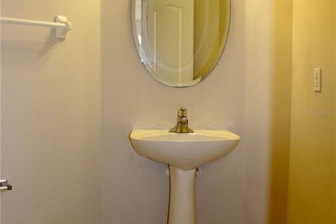 House in Windermere, Florida 4 bedrooms, 228.54 sq.m. № 1901073 - photo 11