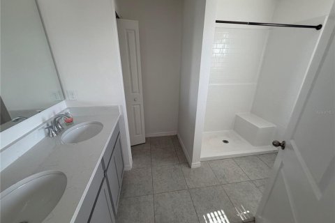 Touwnhouse à louer à Lakeland, Floride: 3 chambres, 153.47 m2 № 2119399 - photo 7