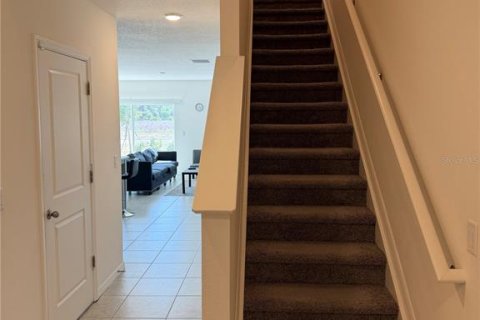 Touwnhouse à louer à Lakeland, Floride: 3 chambres, 153.47 m2 № 2119399 - photo 2