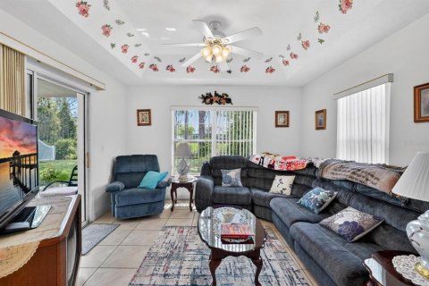 Villa ou maison à vendre à Palm Coast, Floride: 3 chambres, 133.59 m2 № 2147765 - photo 3