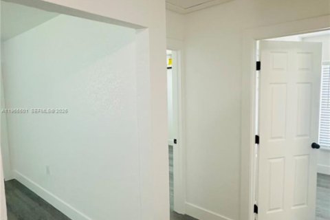 Купить виллу или дом в Майами, Флорида 2 спальни, 74.14м2, № 2027043 - фото 12